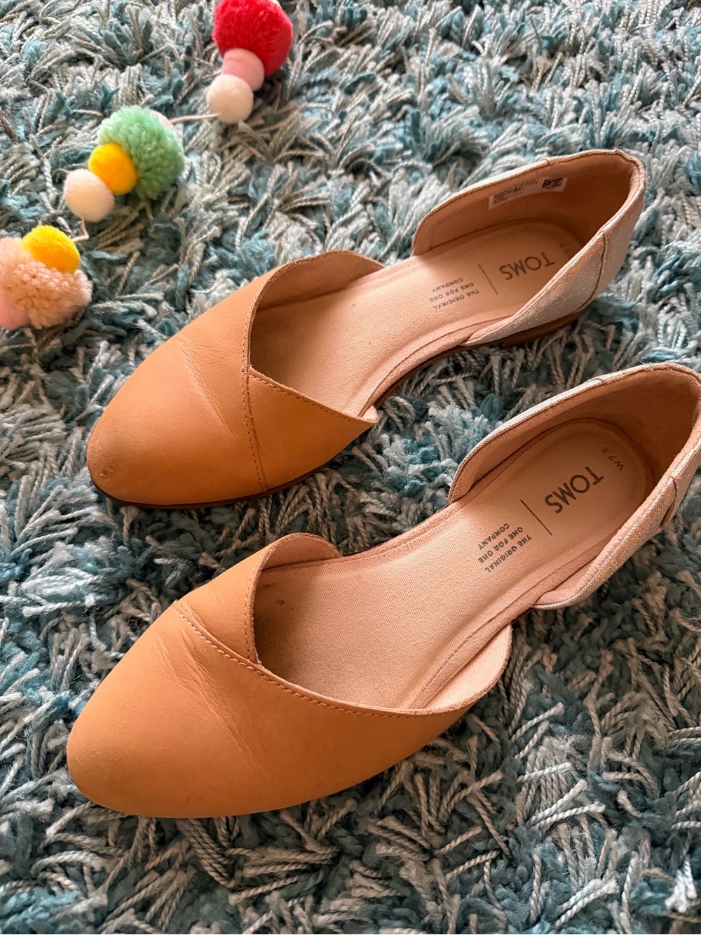 TOMS — Women’s D’Orsay Flats in Tan / Silver